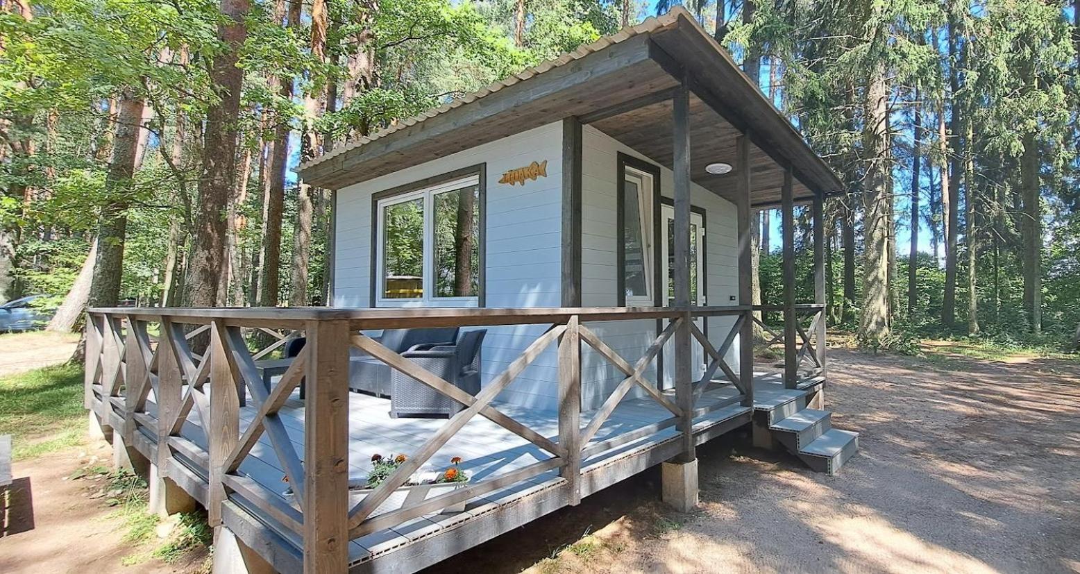 Kempings Ezerpriedes Burtnieki  Exterior foto